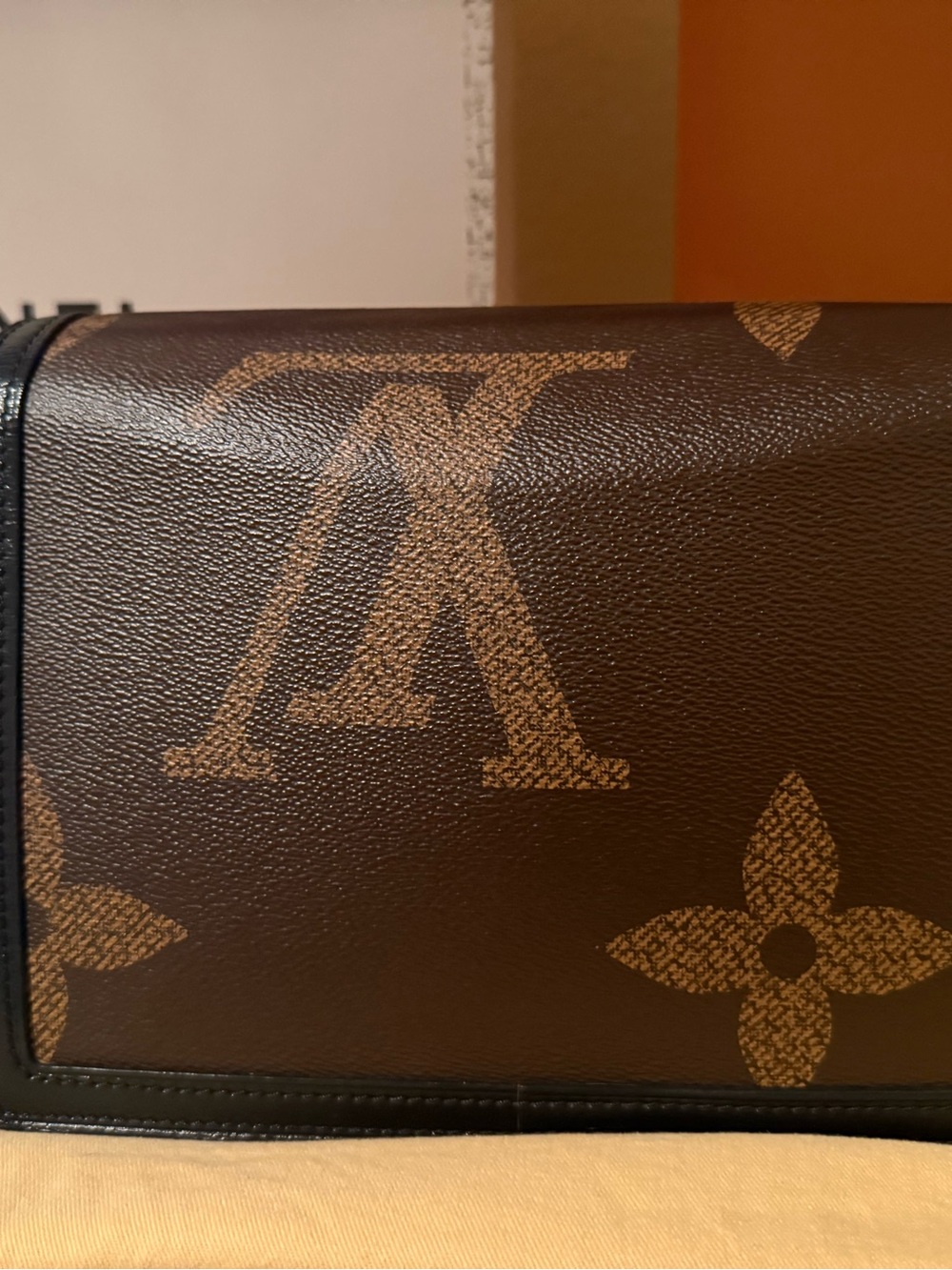 Lovely Louis Vuitton Dauphine Bag - Picture 2 of 4